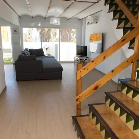 Апартаменты The White